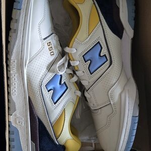 New Balance Men's 550 White and Yellow Sneakers